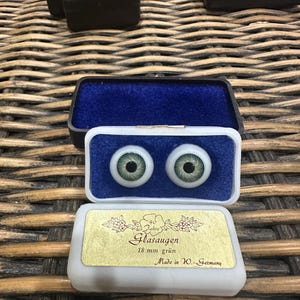 Vintage Full Round German hollow blown Glass Glasaugen Doll Eyes in green size 18 mm. Made in West Germany