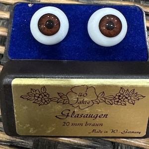 Vintage Full Round German hollow blown Glass Glasaugen Doll Eyes in Brown / Braun size 20 mm. Made in West Germany
