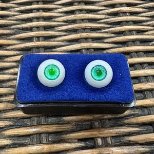 Possessed Doll Eyes in Green Green 18 mm Acrylic Doll Eyes, Halloween Doll Eyes Scary Doll Eyes