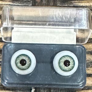 Vintage Full Round German hollow blown Glass Glasaugen Doll Eyes in green size 12 mm. Made in West Germany