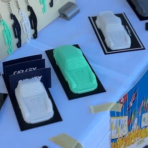 Porsche 911 Visitenkartenhalter – 3D-Druck Klassiker – Schreibtisch-Accessoire für Auto-Fans – Geschenk für Männer & Designer