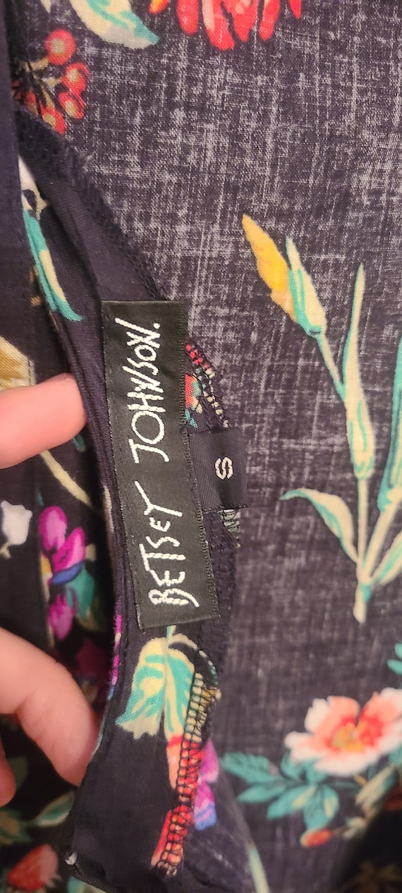 Betsey Johnson Vintage 90s Y2k Floral Fruit Print Strawberry Betsey Johnson Vintage 90s Y2k Floral Fruit Print Strawberry
