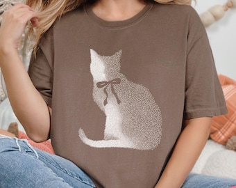 Comfort Colors Cat T-Shirt, Abstract Cat Line Art Shirt, Artistic Cat Tee with Bow, Black Cat Silhouette Shirt, Cozy Cat Lover Gift, Cat Tee