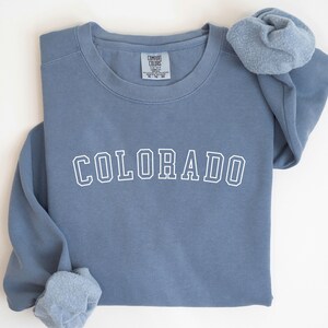 Colorado Crewneck, Colorado Gift, Womens Colorado State Sweater, State Sweatshirt, Colorado Crewneck Unisex shirt, Colorado Lover Gifts