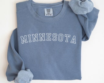 State Of Minnesota Crewneck Sweatshirt, Minnesota Gift, Womens Minnesota Sweater,State Sweatshirt,College Student Gift,Minnesota Lover Gifts
