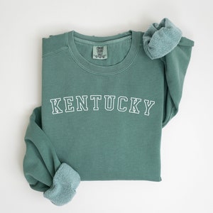 Kentucky Sweatshirt, Unisex Crewneck Sweatshirt, State Of Kentucky Souvenir Sweatshirt Gift, College Sweatshirt, Kentucky Shirt,Gift For Her