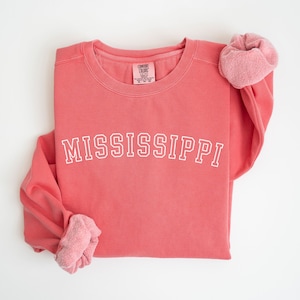 Mississippi State Sweatshirt, Mississippi Gift For Mom, Mississippi Sweater, Mississippi Shirts, Sweatshirt Gift For Dad,Mississippi Apparel