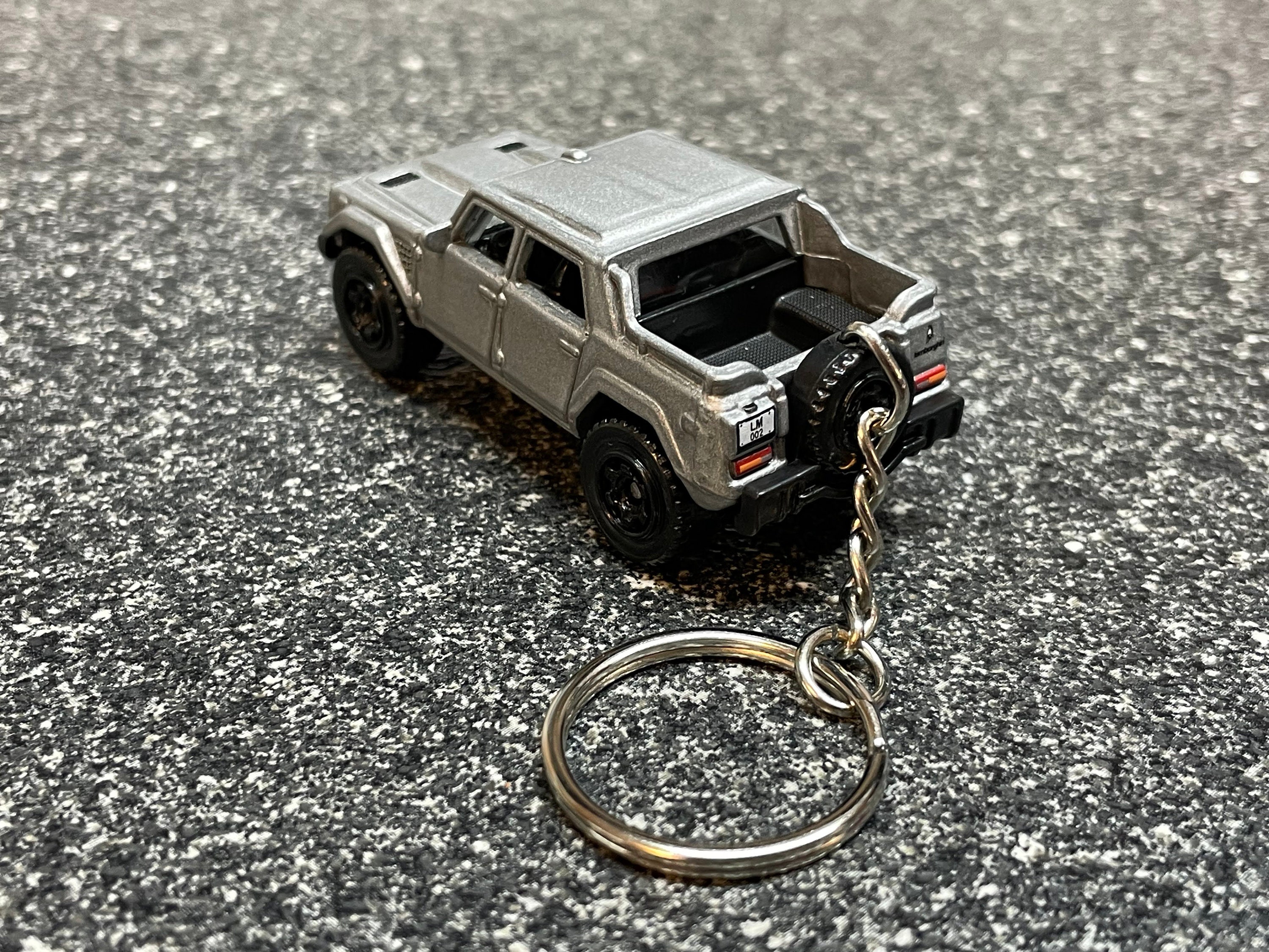 Matchbox Lamborghini LM002 Die-Cast Toy Car – Gray 96/100 Model With Flashing Light
