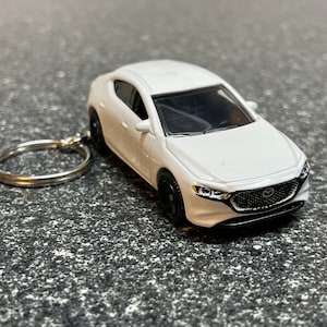 Mazda 3 White Keychain Matchbox Hot Wheels Matchbox