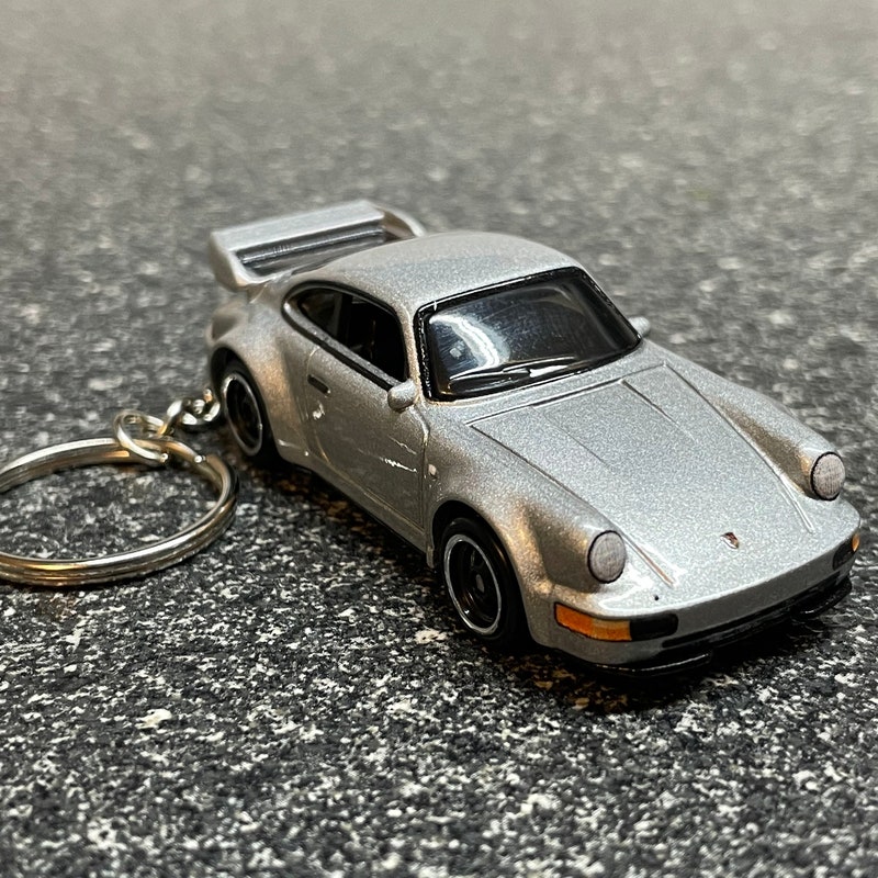Porsche Carrera Keychain - Etsy