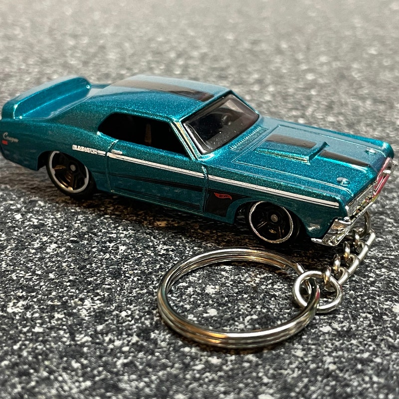 Mercury Cougar Keychain - Etsy