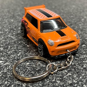 Mini Cooper S Keychain Orange Hot Wheels Matchbox JCW