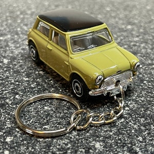 1964 Mini Cooper Keychain Green Hot Wheels Matchbox