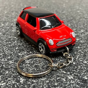 2003 Mini Cooper Keychain Red Hot Wheels Matchbox