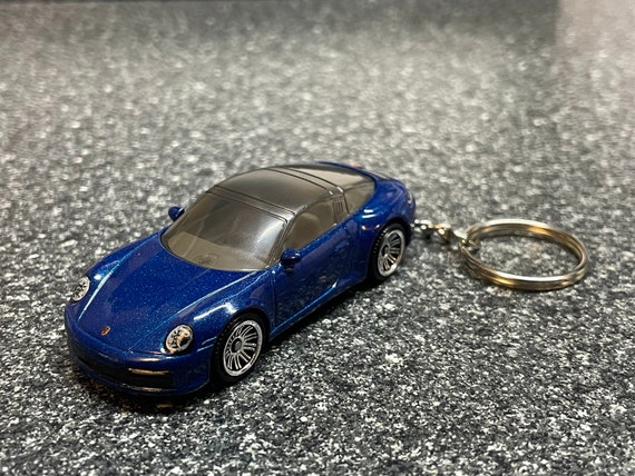 【極美品】 PORSCHE  911 GTS KEYRING  キーリング Amazon.com: Vintage Retro 911 Keychain - Life is Better at