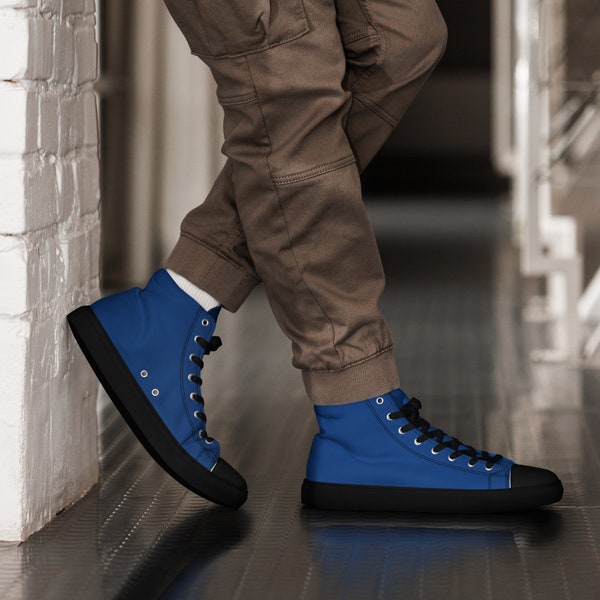 Men’s high top canvas shoes