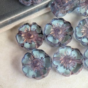 8+pcs: Purpled Blue 10mm Table Cut Hawaii Flower, Czech Glass Beads, CG-FL-HFTC10-8