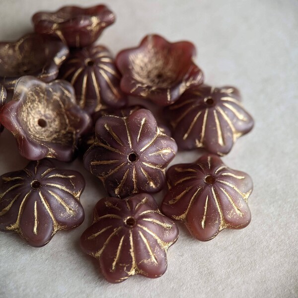 6pcs: Dark Sepia Swirl 14x6mm Wide Bellflower, Wide Bell Flower, Pressed Czech Glass Beads, Dark Swirled Reddish Brown, CG-FL-WB14x6-3