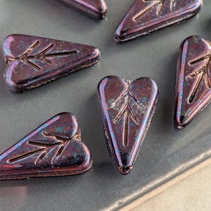 8pcs: Metallic Dark Plum Iris 16x11mm Heart-Shaped Leaf, Czech Glass Beads, CG-LF-HT16x11-19