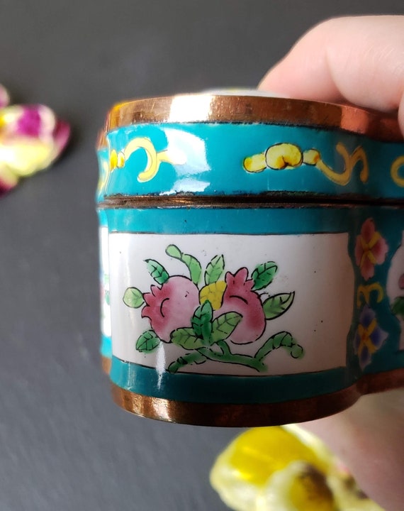 Vintage Japanese trinket box with bird clover sha… - image 5