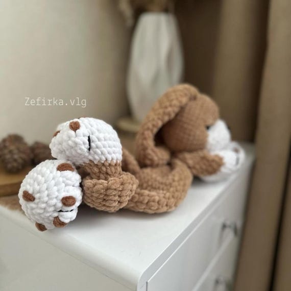 ハンドメイド* ぬいぐるみ*スパニエル*子犬* 子犬のスパニエル犬の編みぐるみパターン：ぬいぐるみのアミグルミ