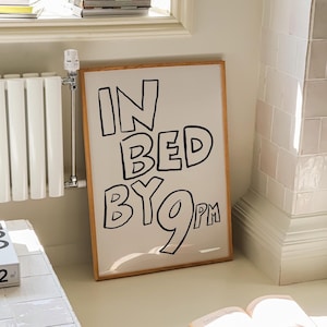 Im Bett um 9 Uhr Druck, Mid Century Druck, Bauhaus Druck, Trendy Schlafzimmer Poster, Typografie Druck, Schlaf Poster, Ästhetische Wandkunst, Digital