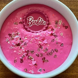 Hand-made slime by a 10 year-old. Please share and like. It&#39;s Slime time :)