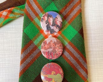 Set of 3 vintage hippie buttons / pins / badges / Rolling Stones, Woodstock & Jimi Hendrix | Rare