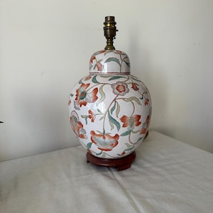 Ceramiczna podstawa lampy Vintage Ipris International Floral | Białe szkliwo z pomarańczowymi kwiatami i winoroślą | Wysokość 30 cm | Test PAT lipiec 2025