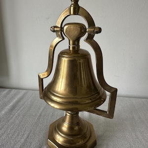 Large Vintage Brass Counter Service Bell – Loud Ring – Heavy Solid Brass – Shop Hotel Desk Reception – Free UK Delivery