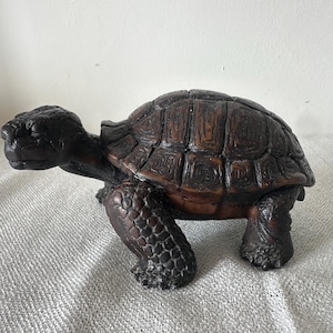 Vintage Resin Tortoise Figurine | Brown Turtle Ornament | 13x10x6cm | Detailed Animal Sculpture | Decorative Paperweight | VGC
