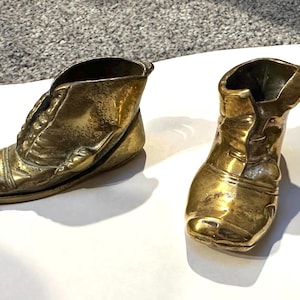 Pair of Vintage Brass Boot Match Holder | Fireside Accessory | Brass Match Safe | Country House Decor | 8cm | Ye Olde Welsh Boot