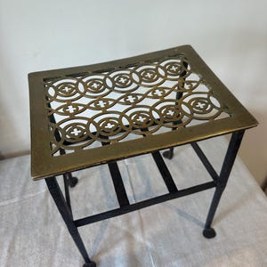 Antique Tall Brass Trivet – Pierced Top, Elegant Black Legs with Pad Feet – 28cm High – Aged Patina – Vintage Fire or Kitchen Stand | Stool
