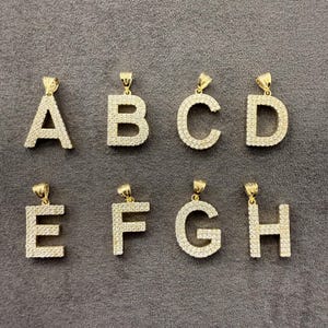 Colgante con inicial pavé de oro macizo de 14 quilates, colgante con letra de diamante para collar, colgante con inicial de oro de 14 quilates, joyería personalizada para hombres y mujeres