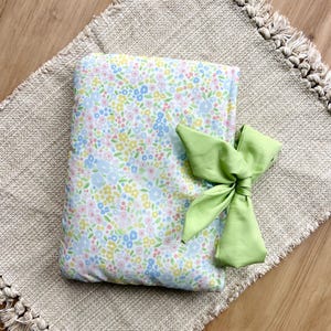 Pink Green Flower Book Sleeve, Handmade Ribbon-Tied Kindle Sleeve, Padded E-Reader Cover, Bow Kindle Sleeve, Book Lover Gift, Bible Sleeve