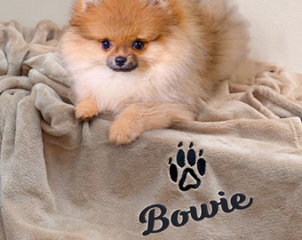 Personalized Dog Name Blanket, Embroiderd Pet Name Blanket, Custom Flannel Name Blankets for Dog, Dog Bedding Blanket, Unique Dog Mom Gift