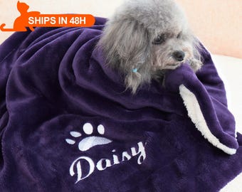 Custom Dog Blanket With Name, Embroidered Blanket for Dog, Warm Dog Blanket with Dog Paw, Puppy Blanket Pet Blanket, Dog Gift,New Puppy Gift