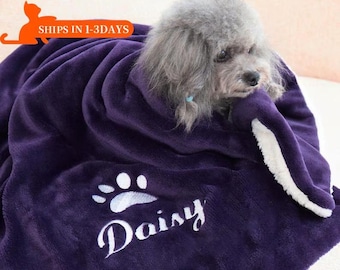 Custom Dog Blanket With Name, Embroidered Blanket for Dog, Warm Dog Blanket with Dog Paw, Puppy Blanket Pet Blanket, Dog Gift,New Puppy Gift