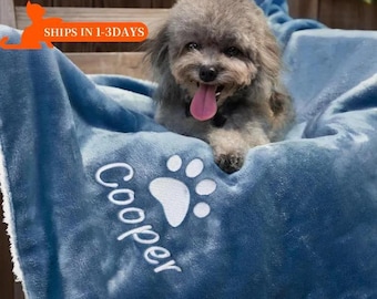 Personalized Pet Name Blanket for Dog, Custom Name Dog Blanket, Thick Fleece Pet Blanket, Paw Print Blanket, Embroiderd Dog Name Blanket