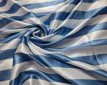 Tela de satén charmeuse a rayas azules y blancas: 44" de ancho