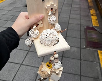 Natural Chew Toy for Parrots – Safe Plant-Based Boredom Relief for Cockatiels, Lovebirds | Eco-Friendly