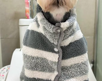 Ultra-Soft Pet Bathrobe for Dogs & Cats - Quick-Dry Coral Fleece Wrap (Grey/Brown) - Dog Bathrobe and Cat Towel,Back to School Gift