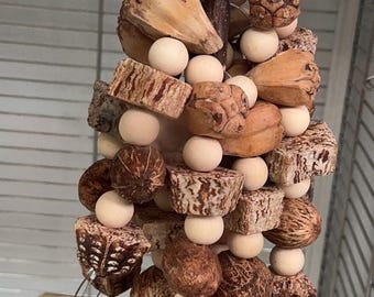 Parrot Chewing Toy - Natural Fruit-Shaped Hanging Chew for Birds - Large 28cm Bird Toy for Conures, Cockatiels, Budgies