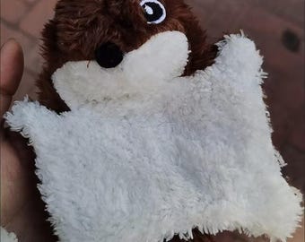 Crinkle Flying Squirrel Cat Toy: Plush Comfort, Stress Relief