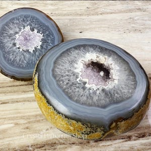 Agate Quartz Geode Pair with Wood Stand, Crystal Geode, Water Line Agate, Healing Crystal, 950g Yellow Agate Geode, Amethyst Agate Geode
