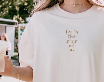 Chemise Faith brodée graine de moutarde T-shirt minimaliste couleurs confort chrétien, cadeau graine de moutarde
