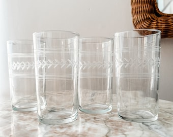 Etched Glasses Vintage Anchor Glasses with Etching Vintage Drinkware Clear Glass Boho Dining Modern Farmhouse Kitchen Gift Idea for Hostess