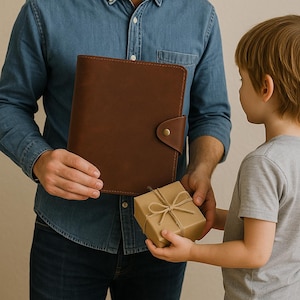 Regalo único para papá, regalo personalizado para papá, portafolios de cuero personalizado, regalo para papá, regalo para padrino, regalo para abuelo, regalo de accesorio de cuero
