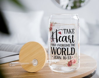 Vaso de vidrio con tapa de bambú y pajita de afirmación cristiana