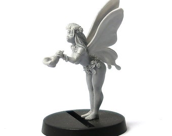 Faerie, Sprite or Pixie fantasy resin miniature, 28mm